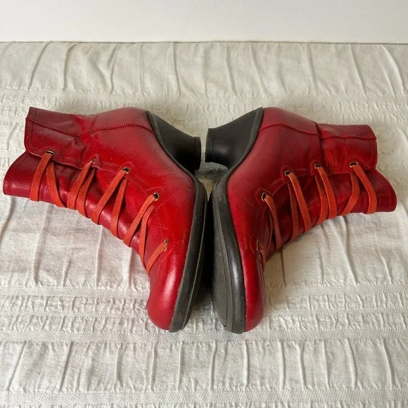 Miz Mooz Red Leather Lace Kitten Heel Boots - Picture 6 of 11